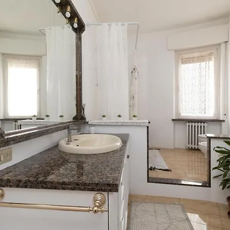 Casa A Colori بيت ضيافة *